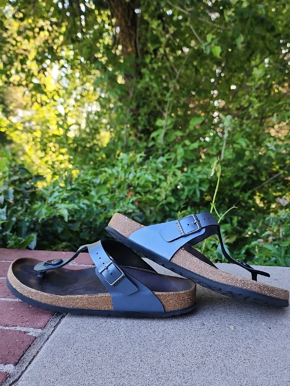 Birkenstock Gizeh Onyx Birko-Flor Sandals - Picture 16 of 16
